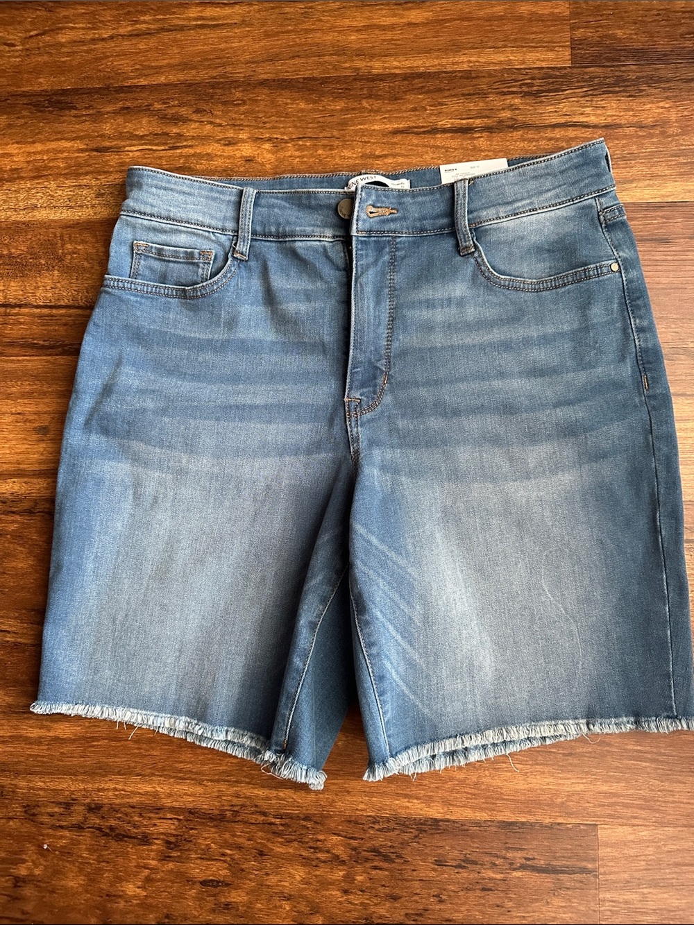 Nine West Light Blue Denim Women's Bermuda Shorts